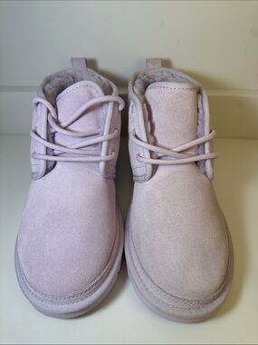 UGG Lavender Neumel Plush-Lined Lace-Up Boots - Size 8
